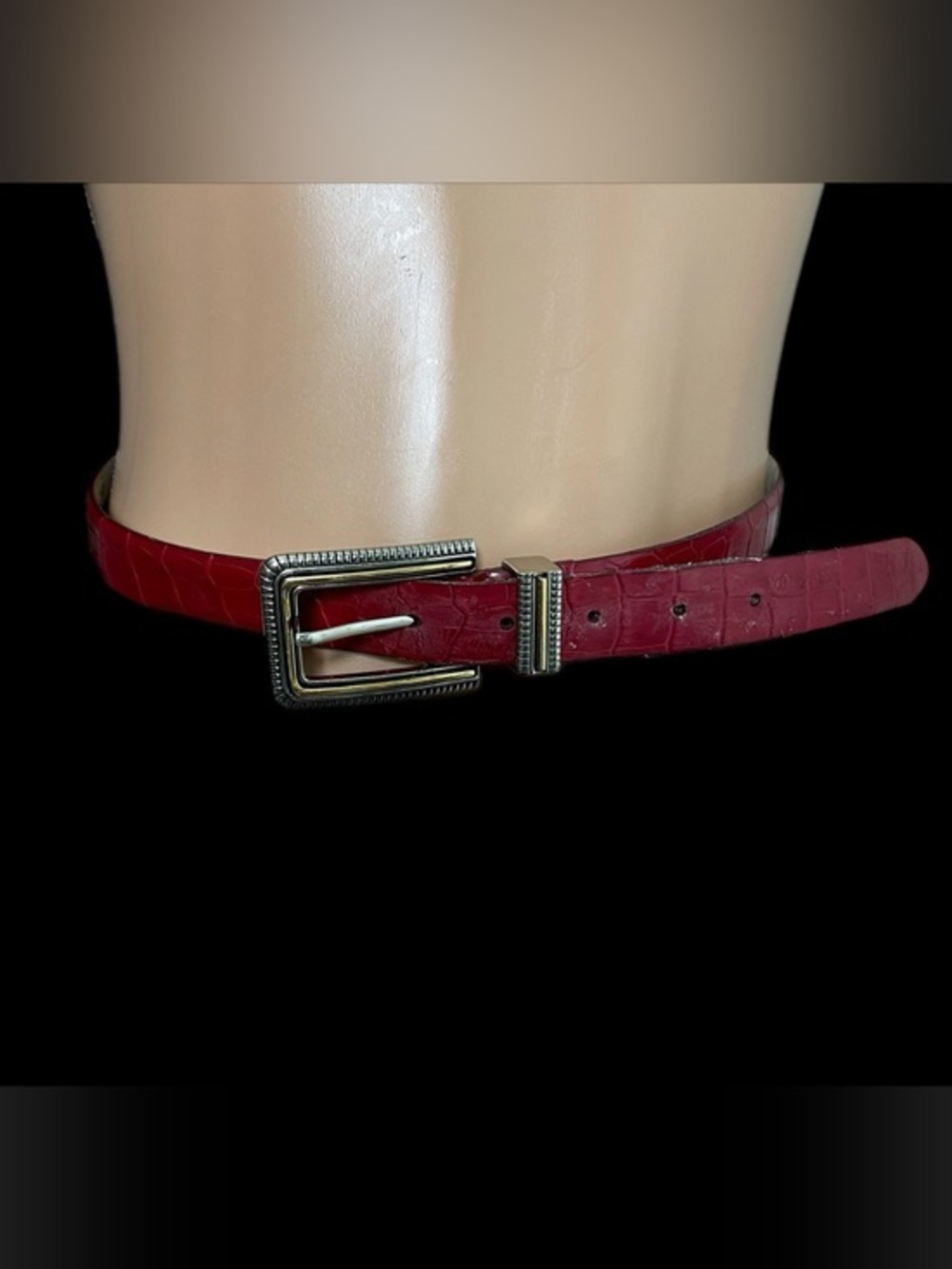 Vintage 90’s Genuine Leather Red Belt With Western Engraved Buckle